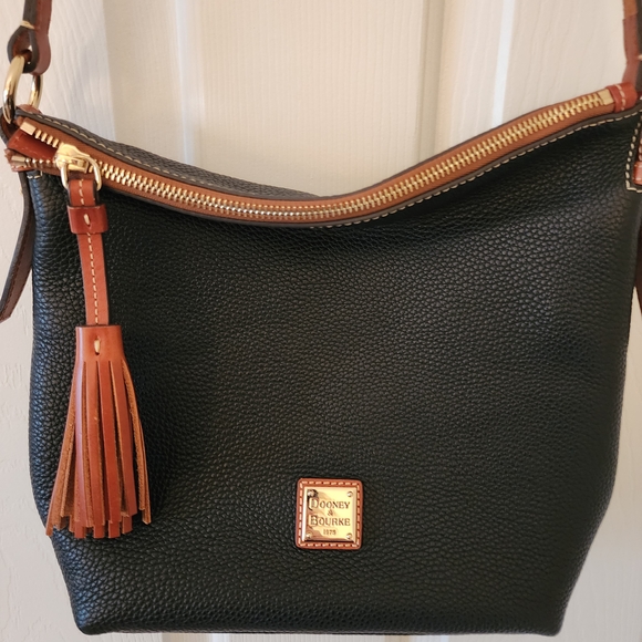 Black Dooney & Burke Pebble Leather Shoulder Hobo Bag - Picture 2 of 6